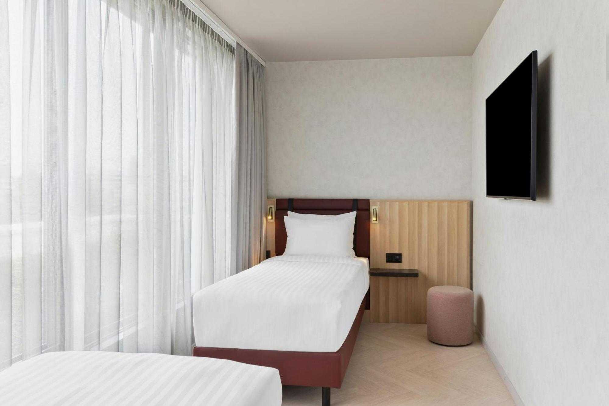Residence Inn By Marriott Geneva City Nations Exteriör bild