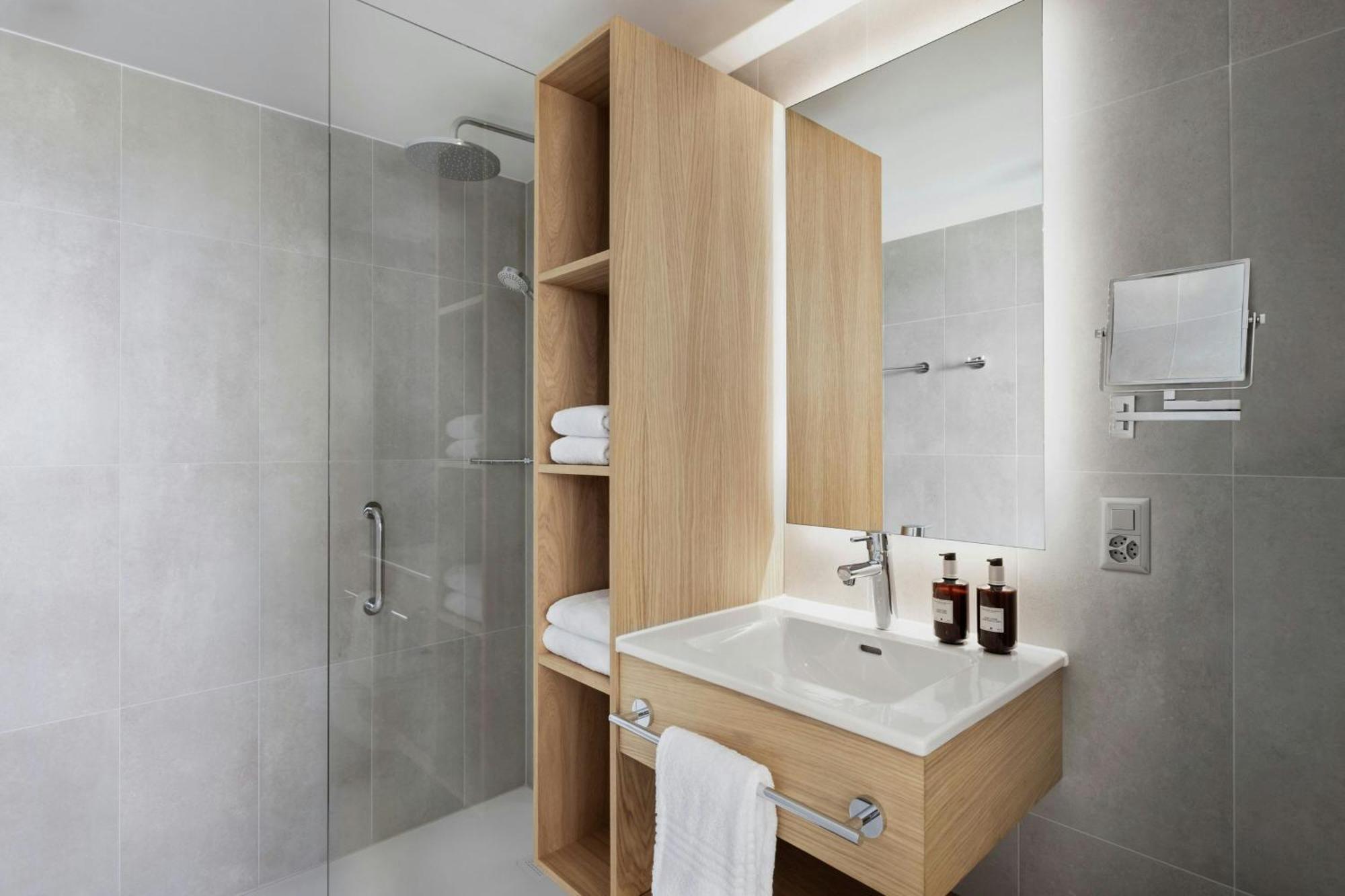 Residence Inn By Marriott Geneva City Nations Exteriör bild